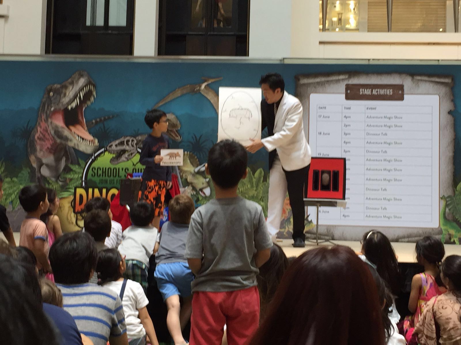 dinosaurs magic show by mr bottle