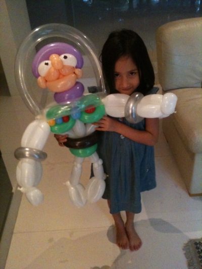 buzz light year balloon sculpture