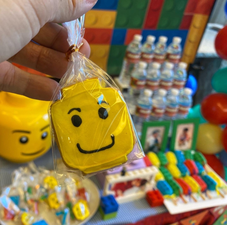 lego cookies